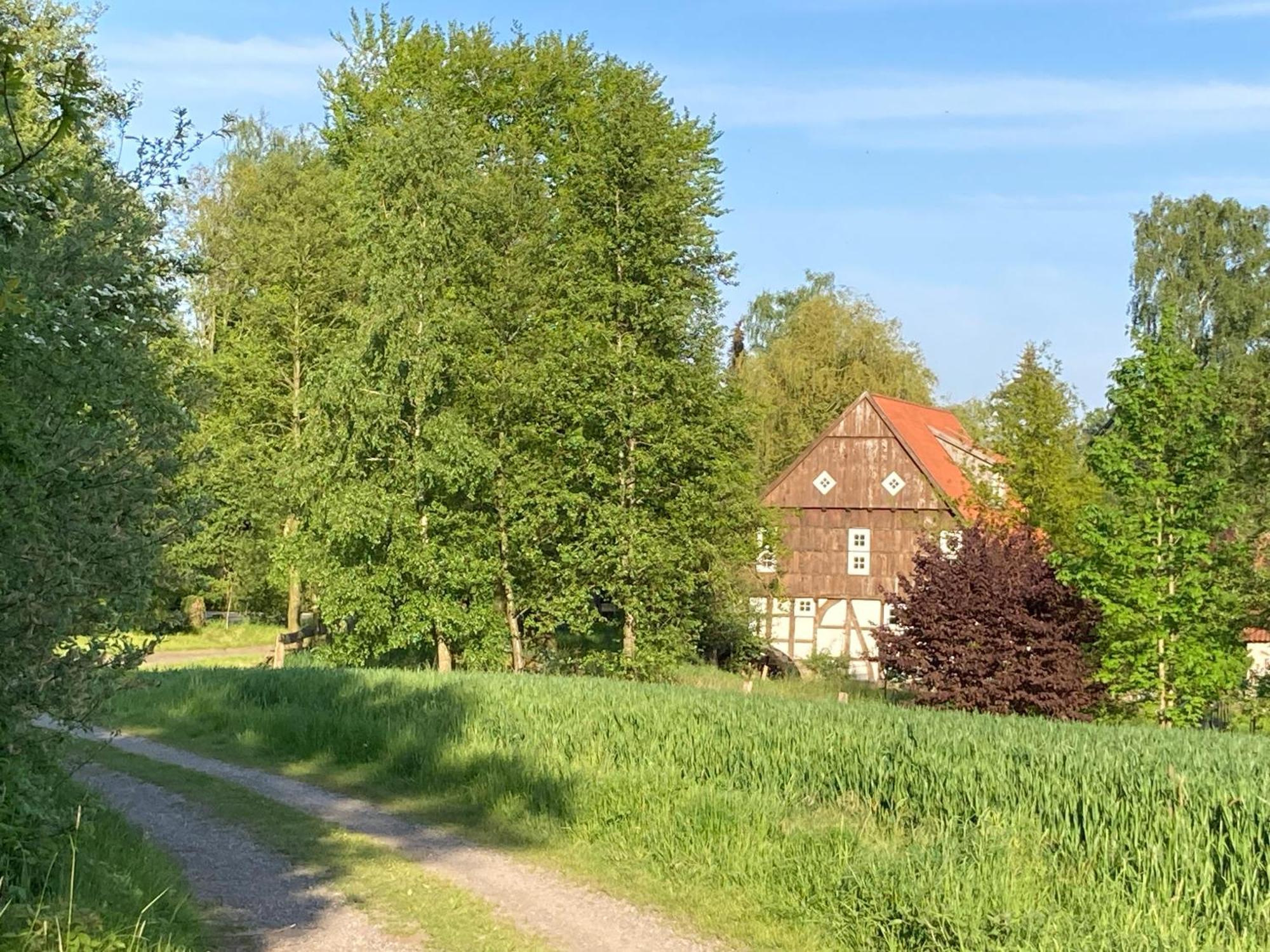 In Der Wassermuehle Melle Luaran gambar